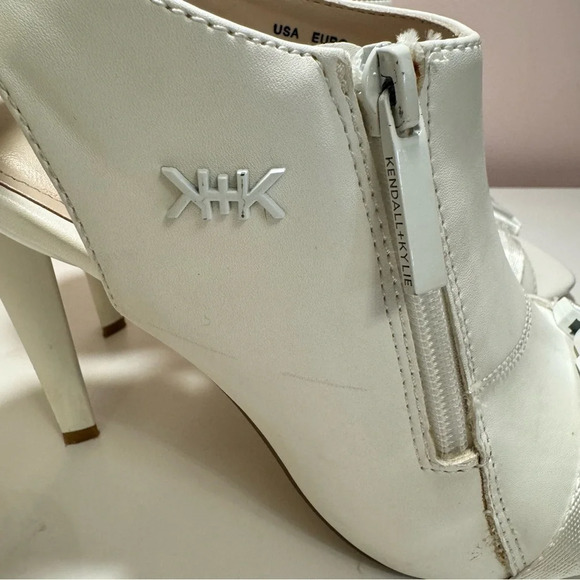 KENDALL + KYLIE Womens Zeno Faux Leather  Open Toe Slingback Heels - Picture 5 of 12